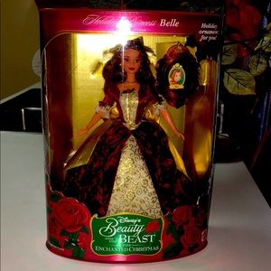 Disney Holiday Princess Enchanted Christmas Doll🎄